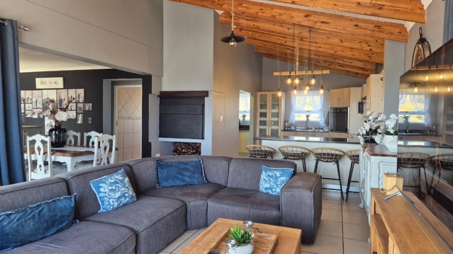 3 Bedroom Property for Sale in Calypso Beach Western Cape